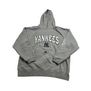 Adidas NY Yankees Hoodie in Grey